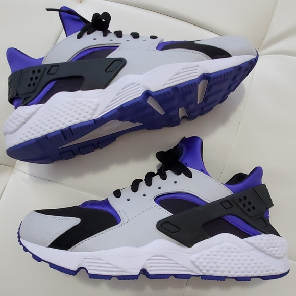 Nike Other - Nike Air Hurrache mens size 10.5